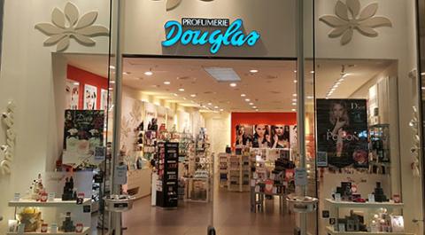 DOUGLAS, LA FISASCAT DIFFIDA LA DIREZIONE AZIENDALE SUL RECESSO DALLA CONTRATTAZIONE COLLETTIVA