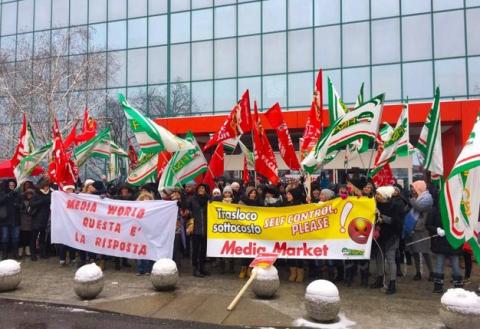 MEDIAMARKET, ULTERIORI 8 ORE DI SCIOPERO VS LE CHIUSURE ED I TRASFERIMENTI ANNUCIATI DALLA SOCIETA’ DI DISTRIBUZIONE DI ELETTRONICA DI CONSUMO.