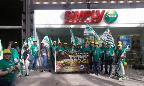 SMA SIMPLY, INDETTO LO STATO DI AGITAZIONE DEI 9MILA DIPENDENTI DELLA CATENA DI SUPERMERCATI DEL GRUPPO AUCHAN.