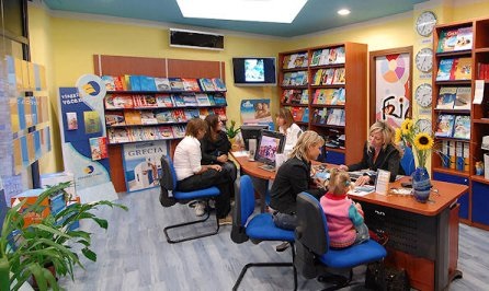 Agenzie di viaggio e turismo, siglato con Fiavet il rinnovo del contratto nazionale di lavoro applicato ai 40mila addetti.