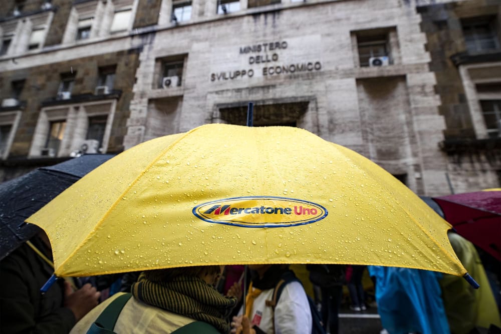 Mercatone Uno: assordante il silenzio istituzionale, senza risposta le richieste dei sindacati sull'attivazione del tavolo di crisi. Il 24 luglio i lavoratori in presidio al Ministero dello Sviluppo Economico