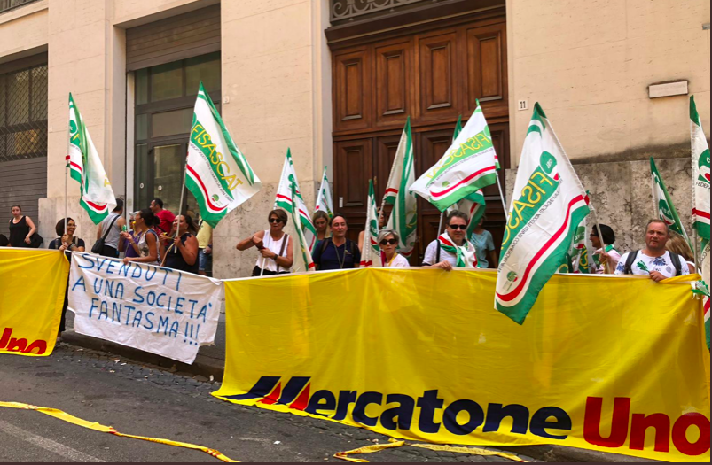 Mercatone Uno, il 31 luglio incontro al Mise tra sindacati e amministratori straordinari sulla cessione dei negozi. Urgente l’attivazione del tavolo di crisi, c’è tempo fino al 31 ottobre per la presentazione delle offerte vincolanti