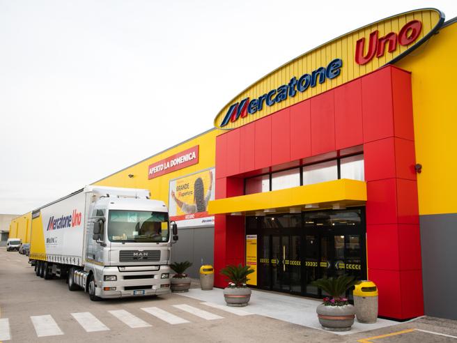 Mercatone Uno, Cisl e Fisascat: «Incertezza per 1.324 lavoratori, urgente tavolo al Ministero del Lavoro con Anpal Servizi»