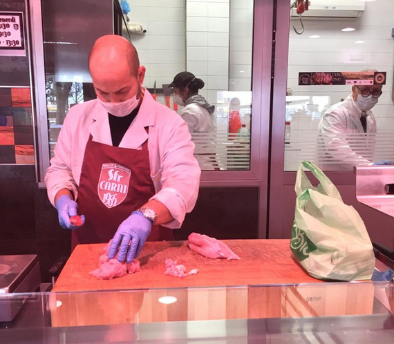 Emergenza Coronavirus. Negozi alimentari e al dettaglio, i sindacati scrivono al Presidente del Consiglio Conte: lavoratori del commercio sottoposti a turni massacranti, limitare aperture attività a 12 ore con chiusura domenicale