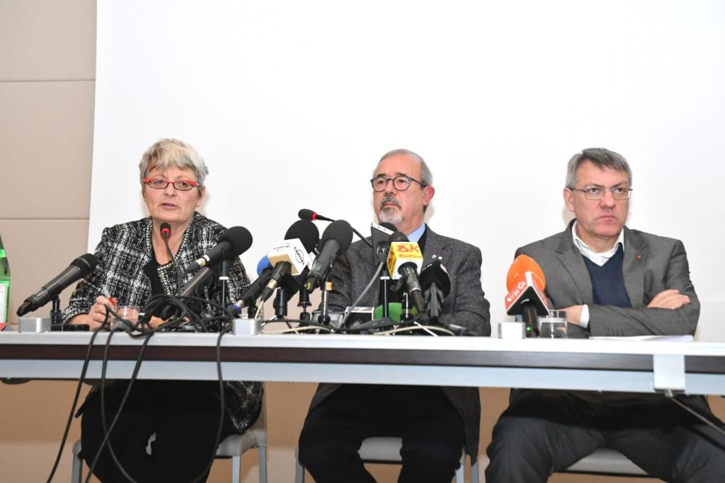 Coronavirus, Cgil Cisl Uil scrivono al premier Conte: prima della fase 2 garantire la salute e la sicurezza ai lavoratori, non è il momento delle fughe in avanti