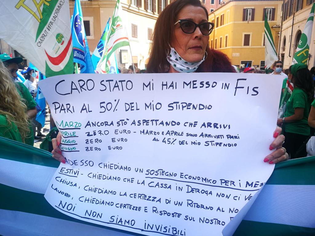 Mense e pulizie scolastiche e aziendali, massiccia l’adesione alla giornata di mobilitazione nazionale del 24 giugno