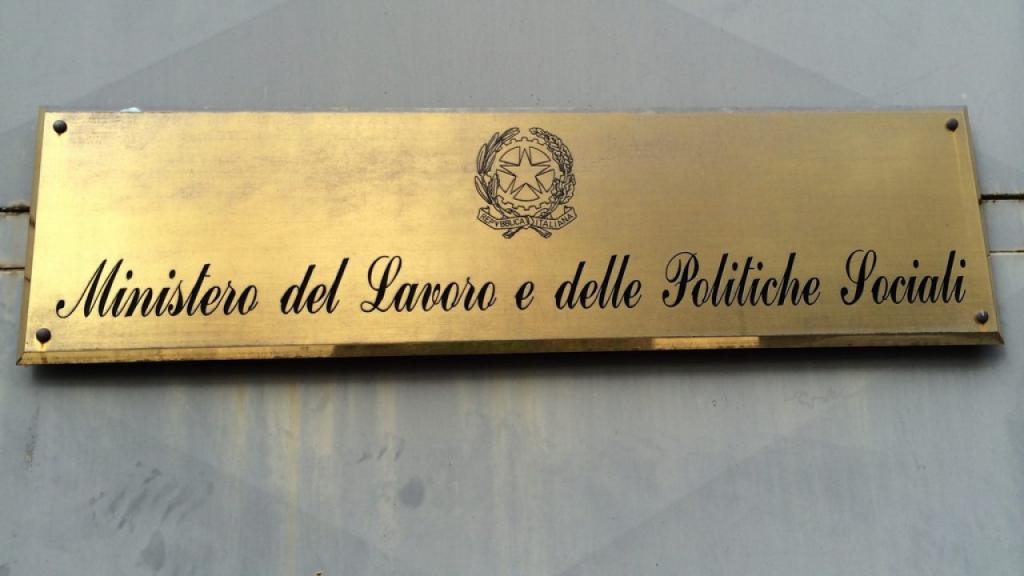 Ammortizzatori Sociali, il ministro del Lavoro Catalfo convoca i Sindacati il 23 luglio. Cassa Integrazione, ipotesi altre 18 settimane per tutti